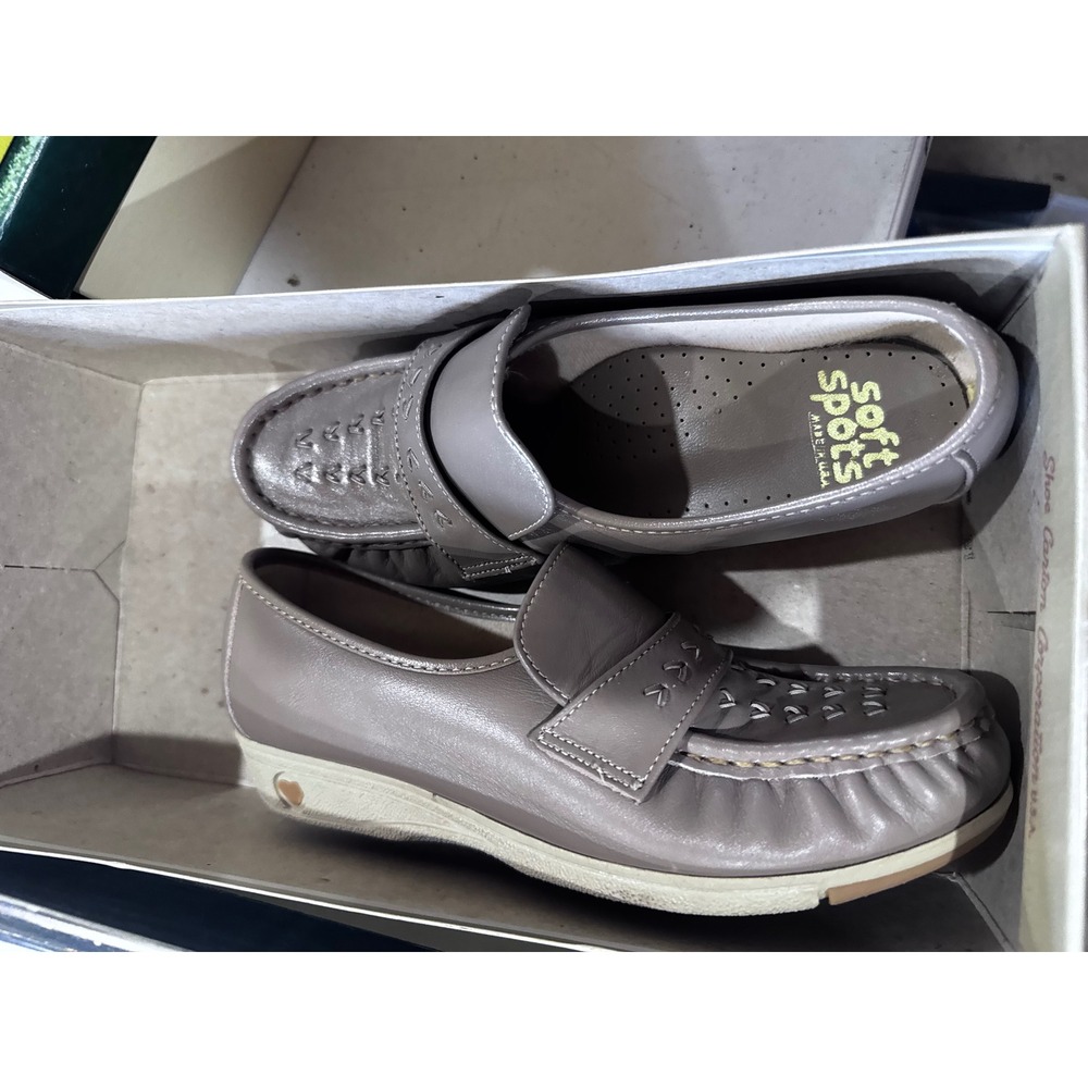 Soft Spots Venus Womens 6 M Taupe Leather Moc Toe Loafers Vintage Comfort Shoes